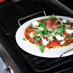 Pizzasteen BBQ & Oven | Pizzaplaat Voor De Lekkerste Bereiding Van Een Pizza Op Jouw Barbecue Of In De Oven | Pizza Stone Rond | Medium (33 Cm) -Barbecue Verkoop 1200x1200 334
