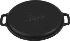 Valhal Outdoor Skillet / Plancha / Koekenpan - Gietijzer - Diameter 35cm, Twee Handvatten, VH35F -Barbecue Verkoop 1200x698