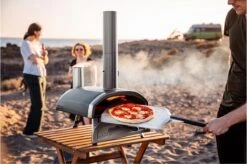 Ooni Fyra 12 Houtpellets Gestookte Pizzaoven -Barbecue Verkoop 1200x799 43
