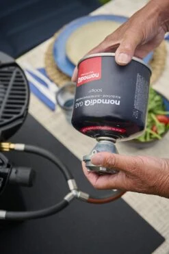 NomadiQ Gasflesjes (3 Stuks X 500 Gram) - EN417 Schroefventiel -Barbecue Verkoop 799x1200 3