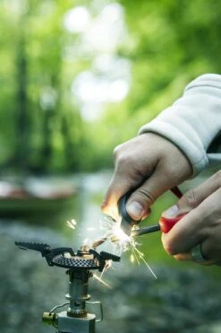 Light My Fire FireSteel Scout Bio Blauw + Noodfluit Milieuvriendelijke Vuurmaker Magnesium Aansteker -Barbecue Verkoop 800x1200 3